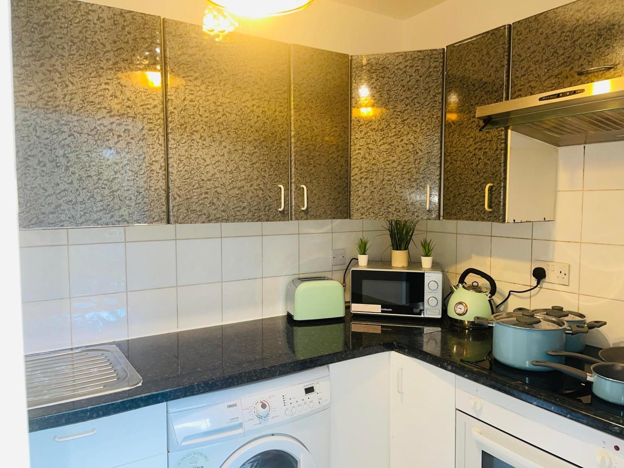 Cosy Private Two Bedroom Apartament In Kensinghton Can Fit Up To 8 Guests Londra Exterior foto